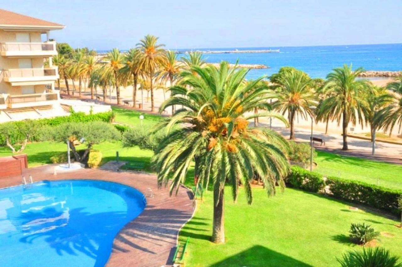 Carrer Golf De Sant Jordi, 2 A Apartment กัมบริลส์ ภายนอก รูปภาพ