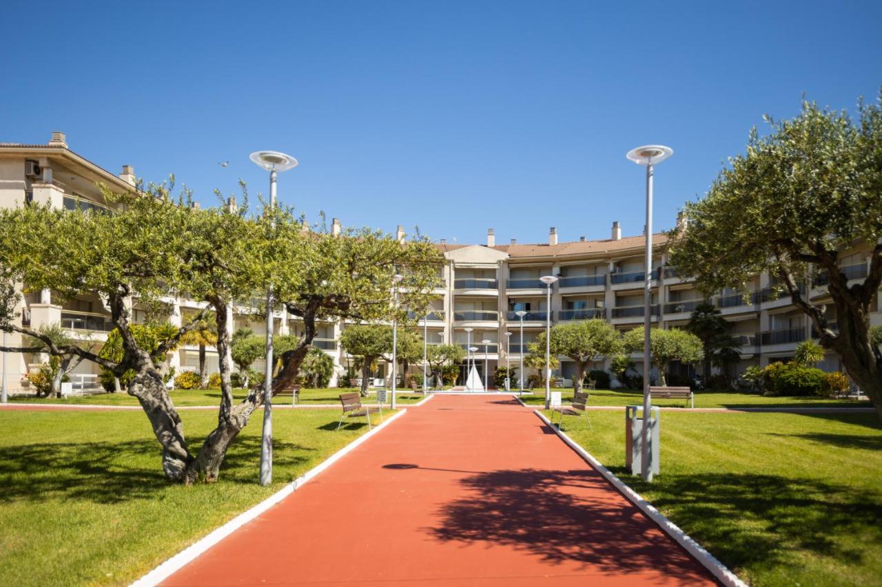 Carrer Golf De Sant Jordi, 2 A Apartment กัมบริลส์ ภายนอก รูปภาพ